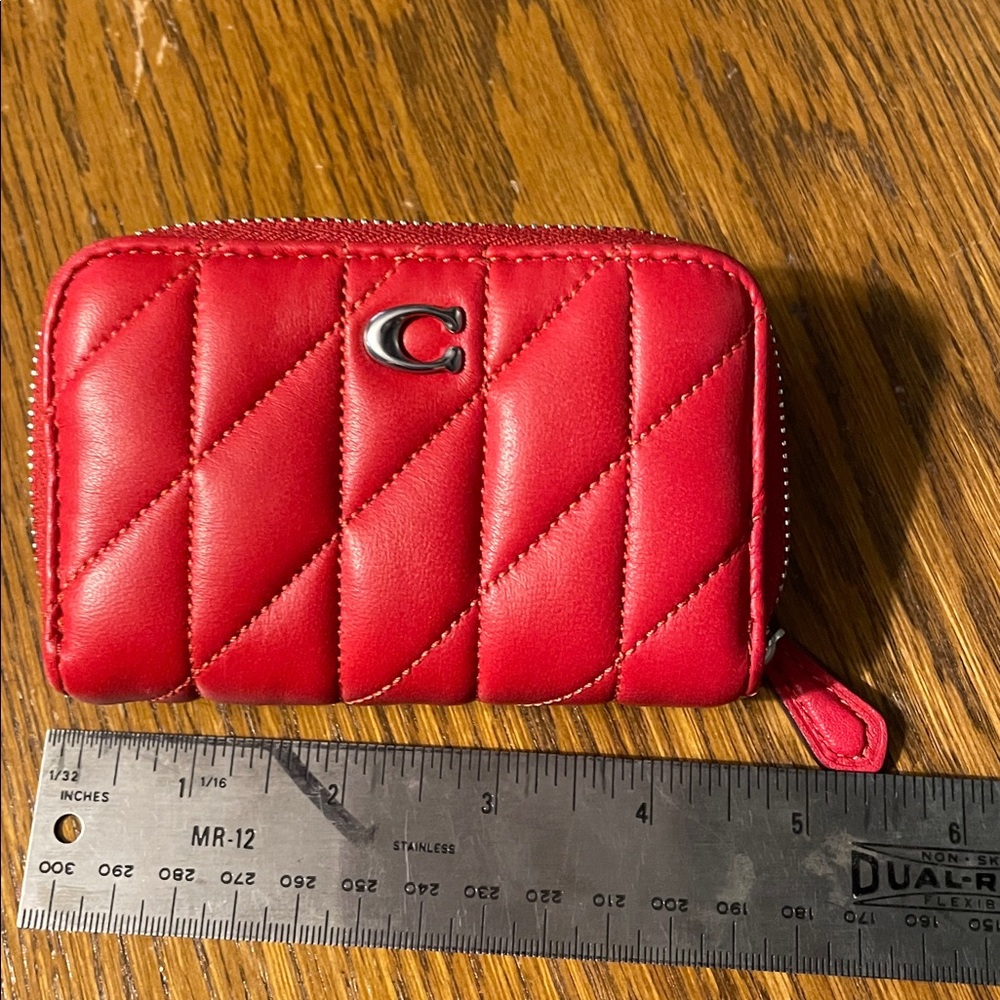 Coach Red Quilted Leather Zip Card Case in ruby - Picture 5 of 5